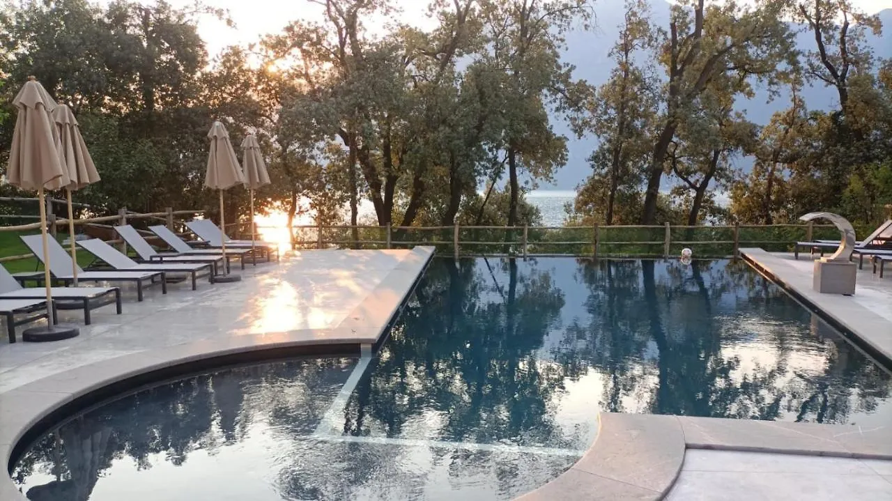 Sibenbras Natural Aparthotel Limone sul Garda