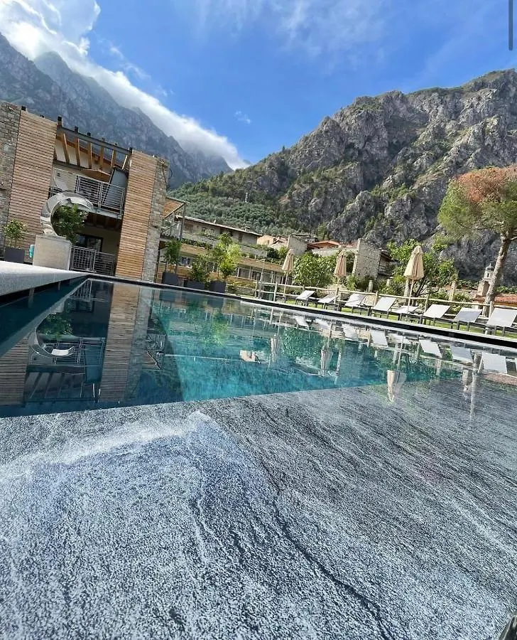 Sibenbras Natural Aparthotel Limone sul Garda