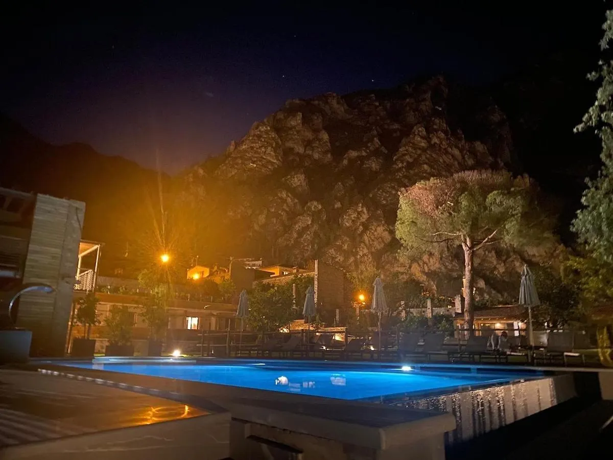Sibenbras Natural Aparthotel Limone sul Garda 0*,  Ιταλία