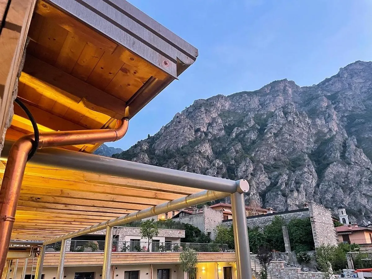 Sibenbras Natural Aparthotel Limone sul Garda Włochy