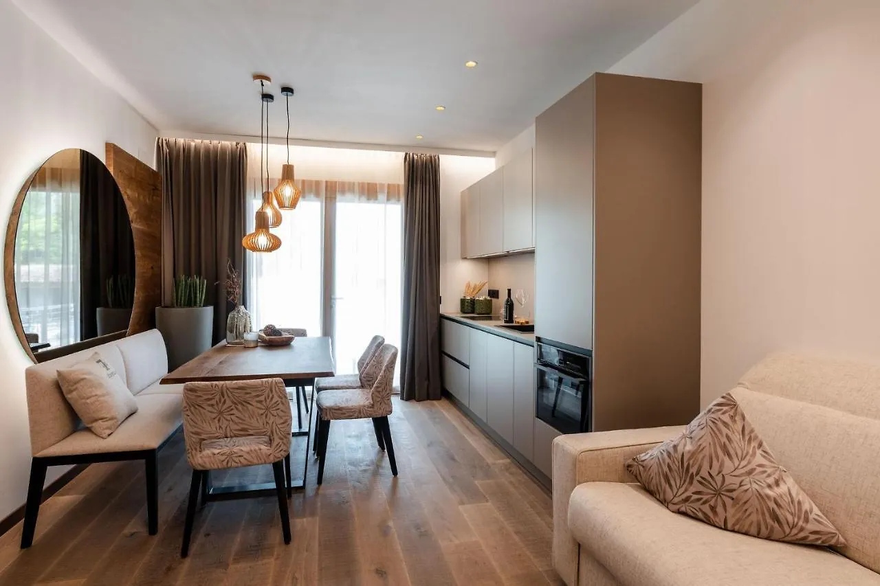 Sibenbras Natural Aparthotel Limone sul Garda Włochy